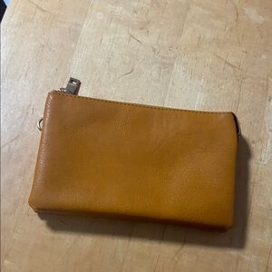 Everyday Zip Wallet Pouch in Tan Leather